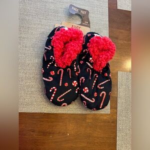 New!   Lazy One‎ Candy Cane slippers.   Christmas.